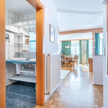 Dietrich Comfort Apartment Telfs